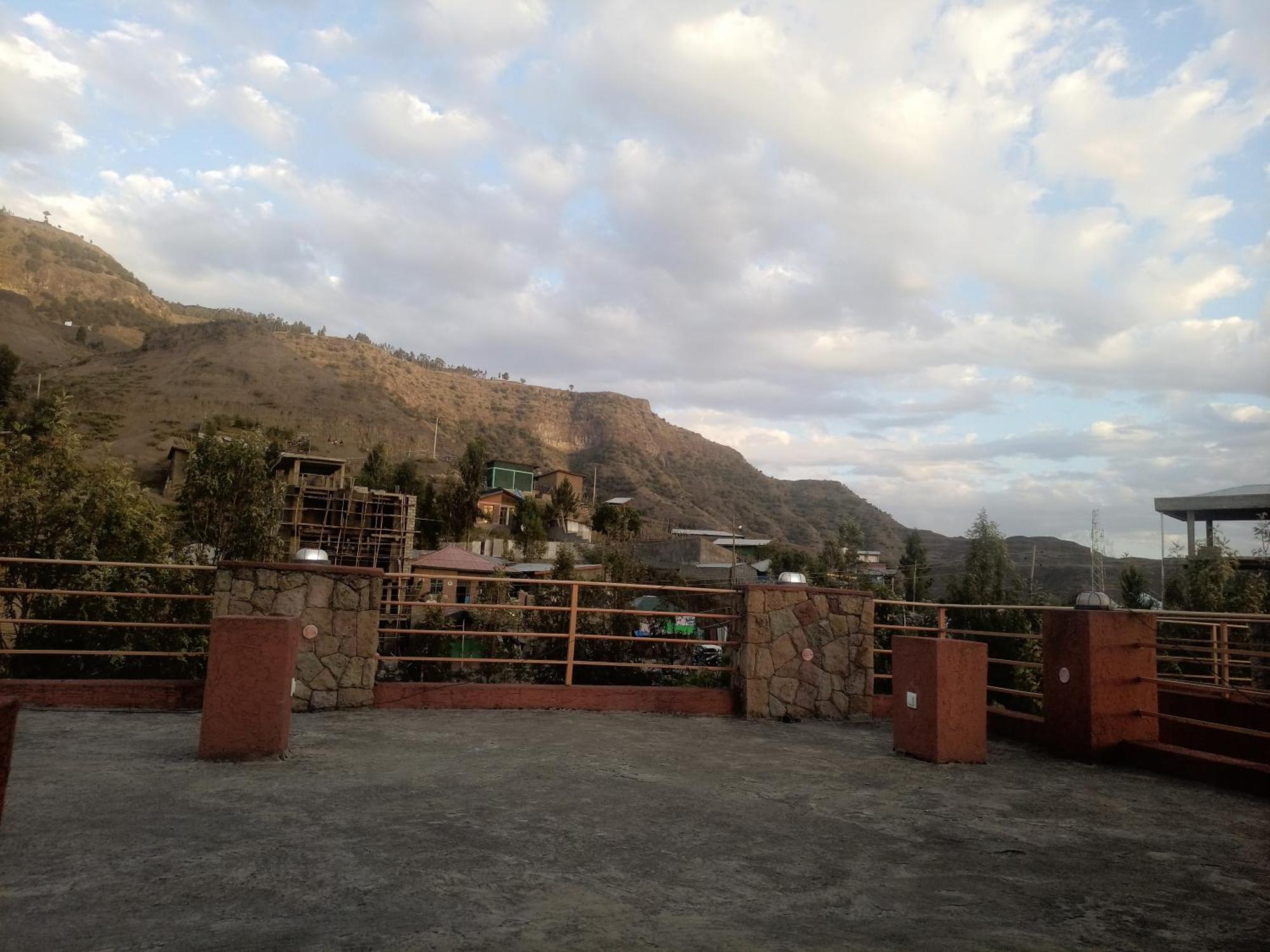 Zan-Seyoum Hotel - ลาลิเบลา ภายนอก รูปภาพ