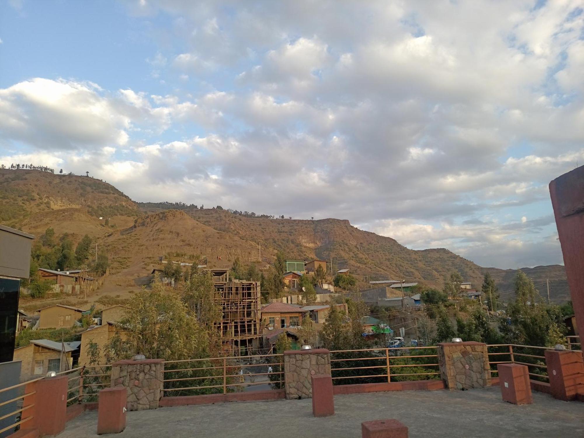 Zan-Seyoum Hotel - ลาลิเบลา ภายนอก รูปภาพ
